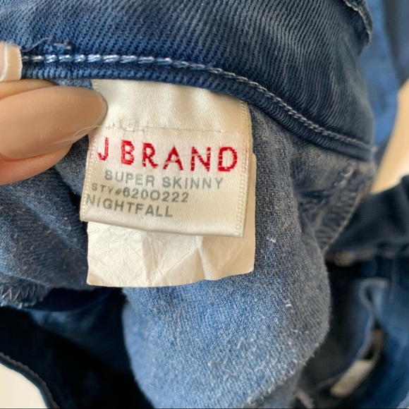 J Brand Super Skinny Jeans Nightfall - Size 27 - Picture 5 of 9